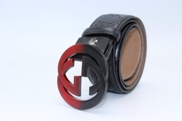 Gucci Signature leather with Black&Red Buckle - Image 4