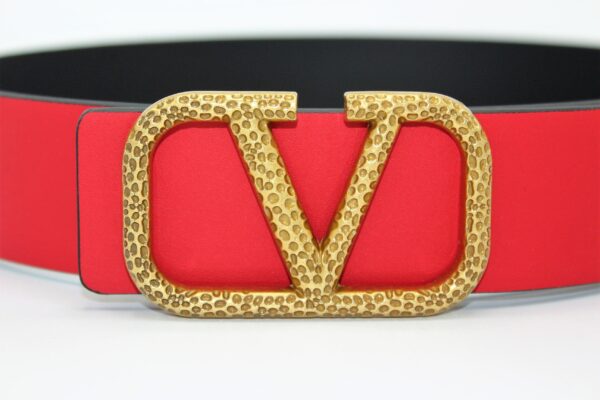 REVERSIBLE V LOGO SIGNATURE BELT IN GLOSSY CALFSKIN 40 MM